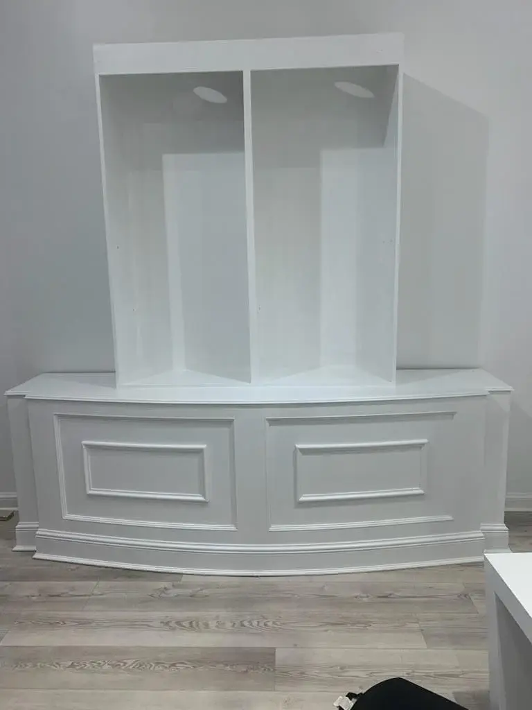 Gallery Item