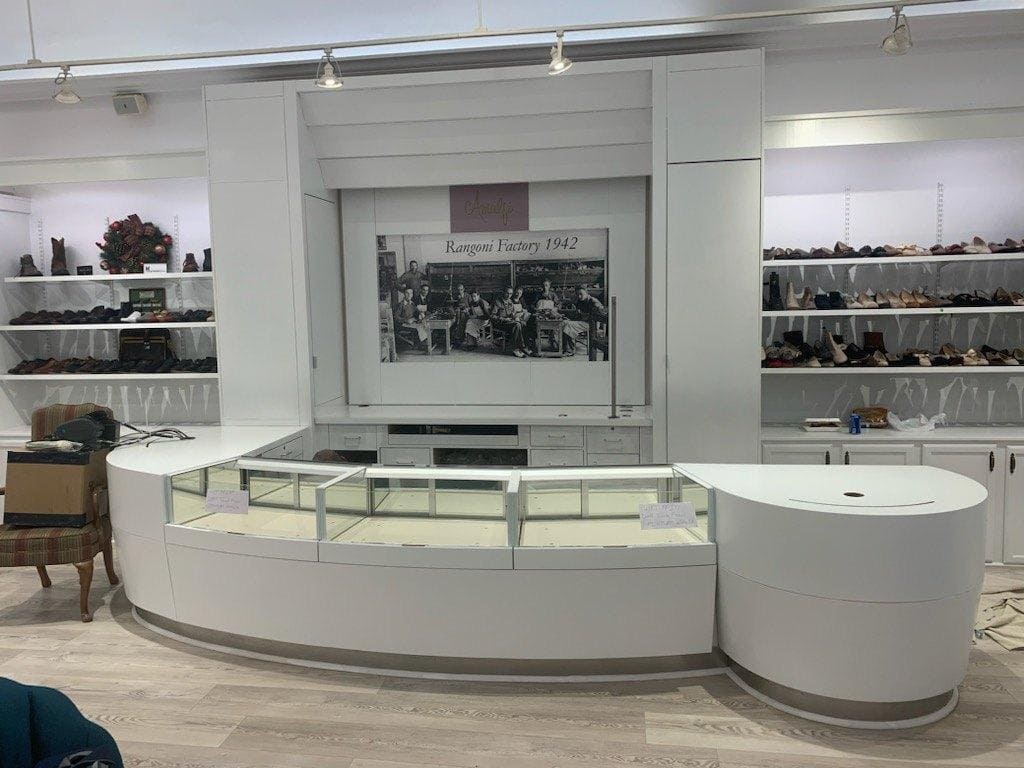 Gallery Item